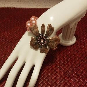 Brown Flower Bracelet with Pink Beads Stretch